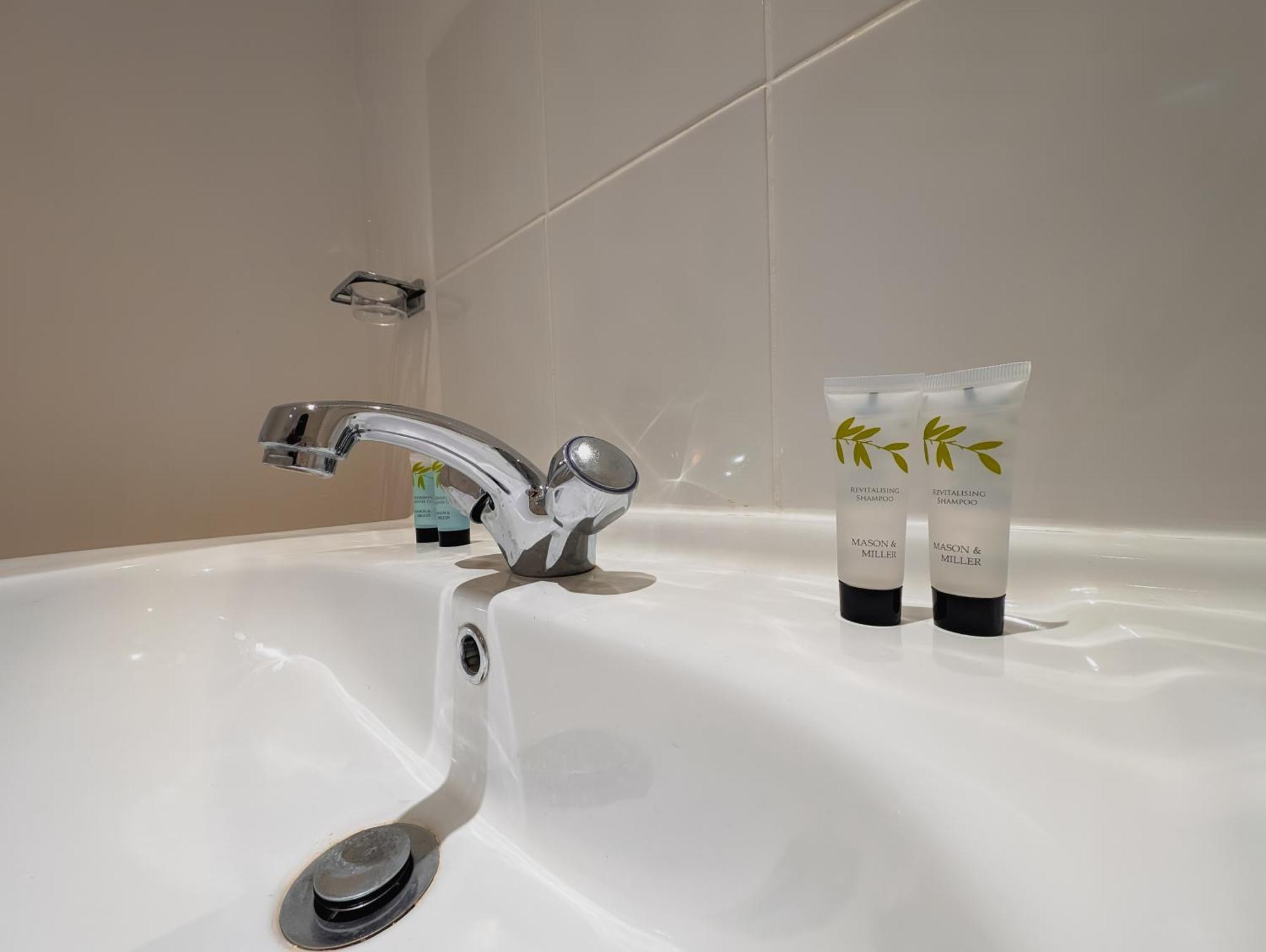 Bay & Harbour Holiday Apartments & Rooms Only Weston-super-Mare Eksteriør bilde