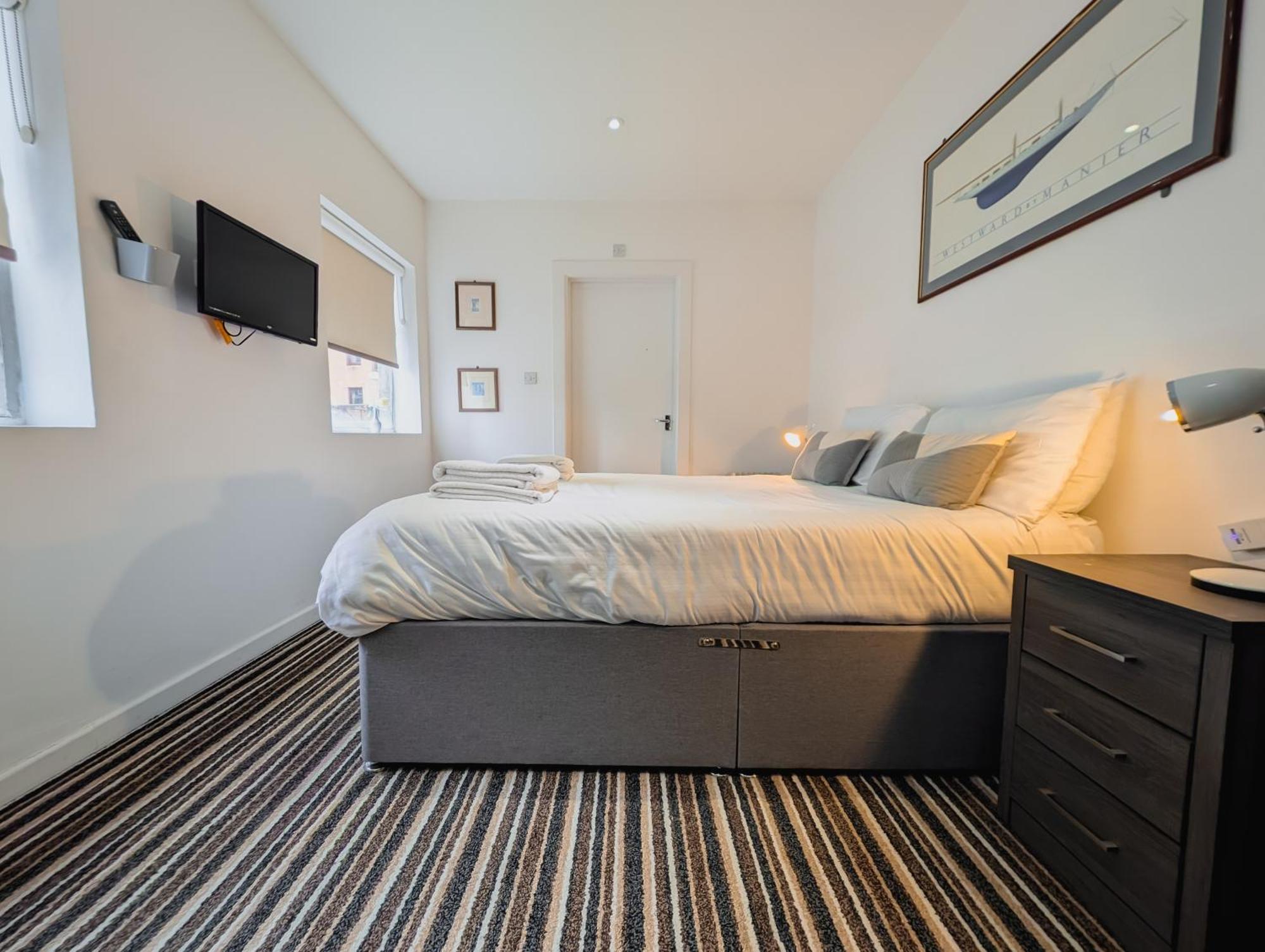 Bay & Harbour Holiday Apartments & Rooms Only Weston-super-Mare Eksteriør bilde